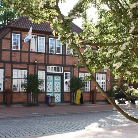 Hotel Kontraste Neumünster Esterno foto