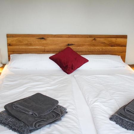 Hotel Kontraste Neumünster Esterno foto