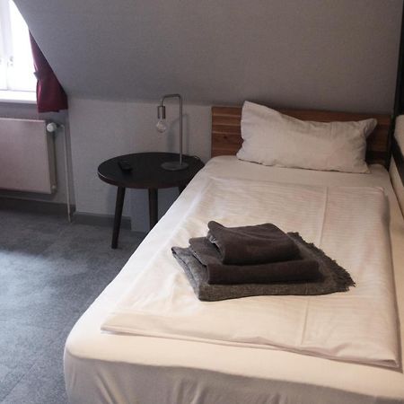 Hotel Kontraste Neumünster Esterno foto