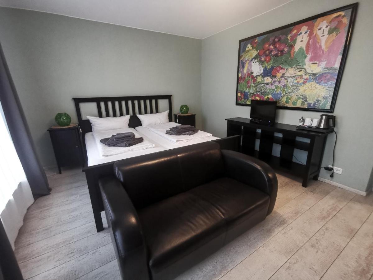 Hotel Kontraste Neumünster Esterno foto