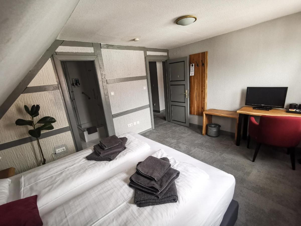Hotel Kontraste Neumünster Esterno foto