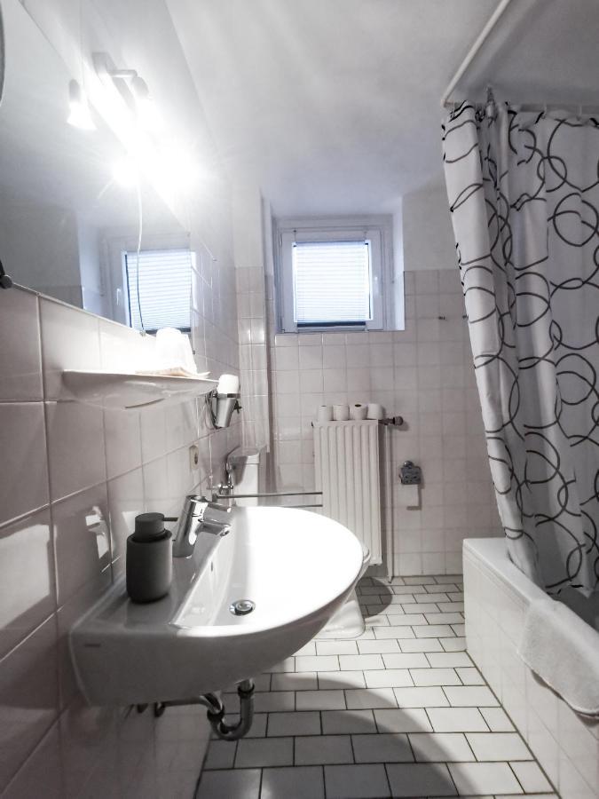 Hotel Kontraste Neumünster Esterno foto